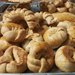 Give Life Bakery แปซิฟิกพาร์ค ศรีราชา ชั้นB