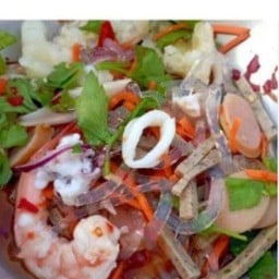 ข้าวมันไก่เเม่บังอร&ยำแซ่บรสเด็ด