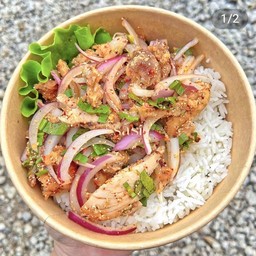 ข้าวยำไก่แซ่บ