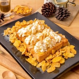 วิปครีม + คอนเฟลค