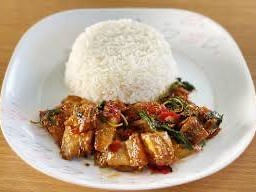 เช็ต กะเพาหมูกรอบ+หมูสับ ไข่ดาว2ฟอง 2กล่อง