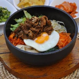 บิบิมบับ (เนื้อและไข่) (Beef&egg bibimbab)