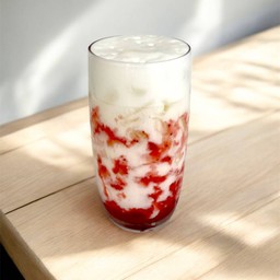 นมสตรอเบอรรี่