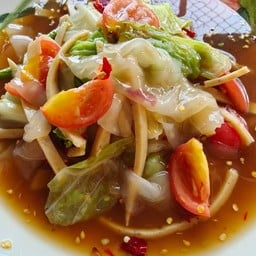 ตำเส้นใหญ่หมูยอ