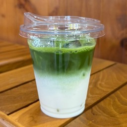 Matcha Latte ( มัทฉะใส่นม )