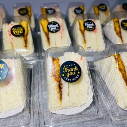 แซนวิสมินิ พริกเผาหมูหยอง + ปูอัดมายองเนส