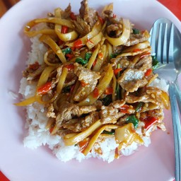 อร่อย-ตามสั่ง เตี๋ยวเรือแม่ป้อม