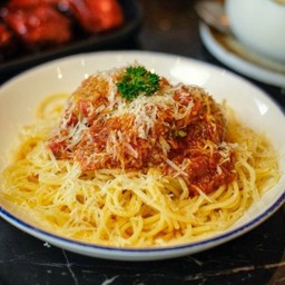 สปาเก็ตตี้มีทบอล หมู