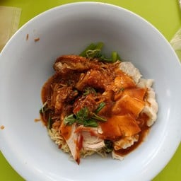 เฉิง อี้ หมูกรอบมังกร