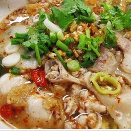 ก๋วยเตี๋ยวหมูต้มยำ