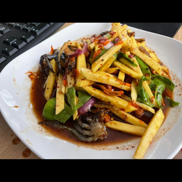 ยำมะม่วงปูดำจืด เปิดขาย 17.00 น.