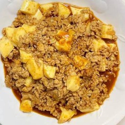 หมูสับผัดหม่าล่าเต้าหูไข่ (กับข้าว)