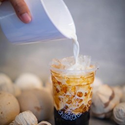 นมสดบราวน์ชูการ์