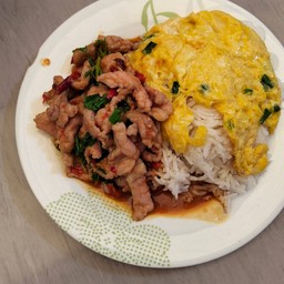 กะเพราหมูชิ้น+ไข่เจียว