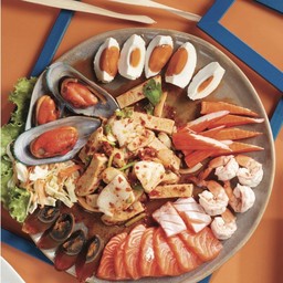 ยำรวมแซ่บบบ