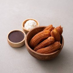Churros con chocolate