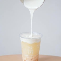 ชาลิ้นจี่สลัทชี่วิปชีส Lychee Sluschy