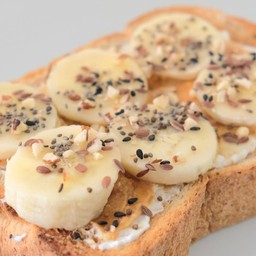 Greek Banana Peanut butter