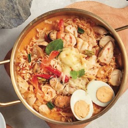 มาม่าชีส ต้มยำรวมมิตร