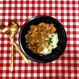 ไก่กระเทียม