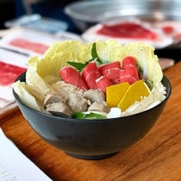 แจ่วฮ้อนเนื้อใหญ่ต้มพร้อมทาน