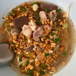 ก๋วยเตี๋ยวไก่ไทยซ้งห้วยพลู
