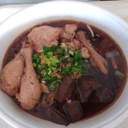 เตี๋ยวไก่มีเฮ