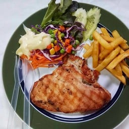 สเต็กไก่ ซอสบาบีคิวสไปซี่