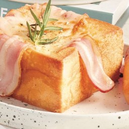 ฮันนี่โทสต์ เบคอนชีส