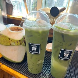 มัทฉะน้ำมะพร้าวสด (เมนูนี้ไม่หวานน้ำพร้่าวสดคะ)