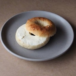 เบเกิ้ล + ครีมชีส