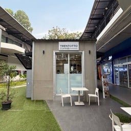 ร้านกาแฟ เทร็นต็อดโตะ คริสตัล ดีไซน์ เซนเตอร์