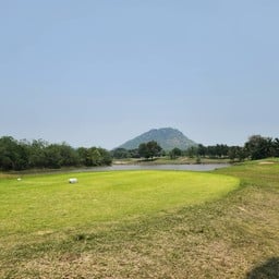 Lake View Resort and Golf Club