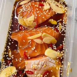 แซลมอนดอง