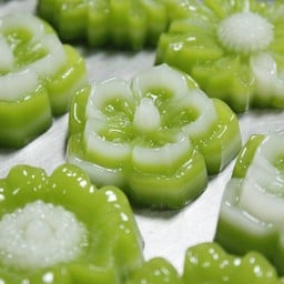 ธัญญลักษณ์ ขนมไทย