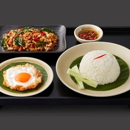 ชุดข้าวราดกระเพราหมู+ไขดาว