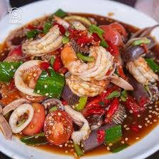 ยำเหลาทะเลกุ้ง หมึก หอย