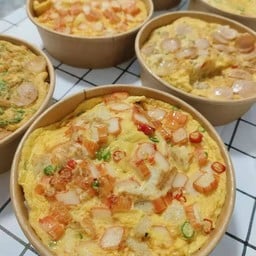 ข้าวไข่เจียวปูอัด ไส้กรอก พริกน้ำปลา