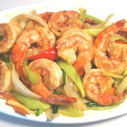 กุ้งผัดพริกหยวก