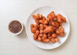 ไส้กรอกแดงทอด