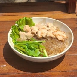 อกไก่ อบวุ้นเส้น