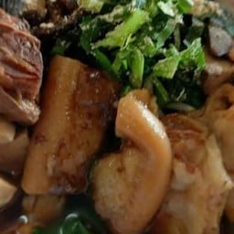 ร้านก๋วยเตี๋ยวเน้นเนื้อ
