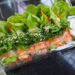 ปูอัดราดยำสาหร่าย