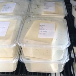 Tofu เต้าหู้ก้อน 250กรัม (กลาง)