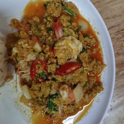 ข้าวผัดผงกระหรี่กุ้ง