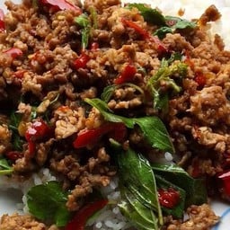 กระเพราข้าวหอม(The kraprao)