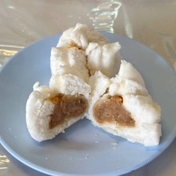 ซาลาเปาพรีเมี่ยมไส้หมูสับ