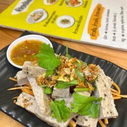 หมูยอลวกอุบลลวกจิ้ม