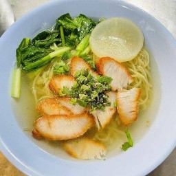 ชายสี่บะหมี่เกี๊ยว ราษฎร์พัฒนา18
