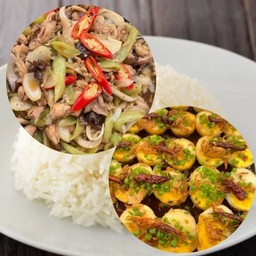 ไก่ผัดพริกหยวก+ไข่ลูกเขย